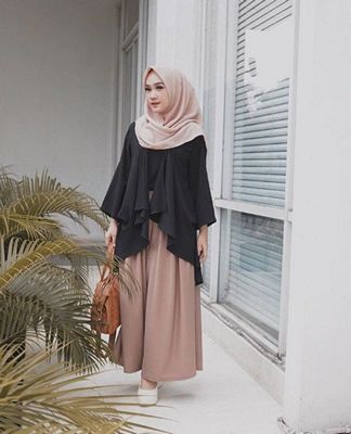 Foto Profil WA Muslimah Fashionable 11